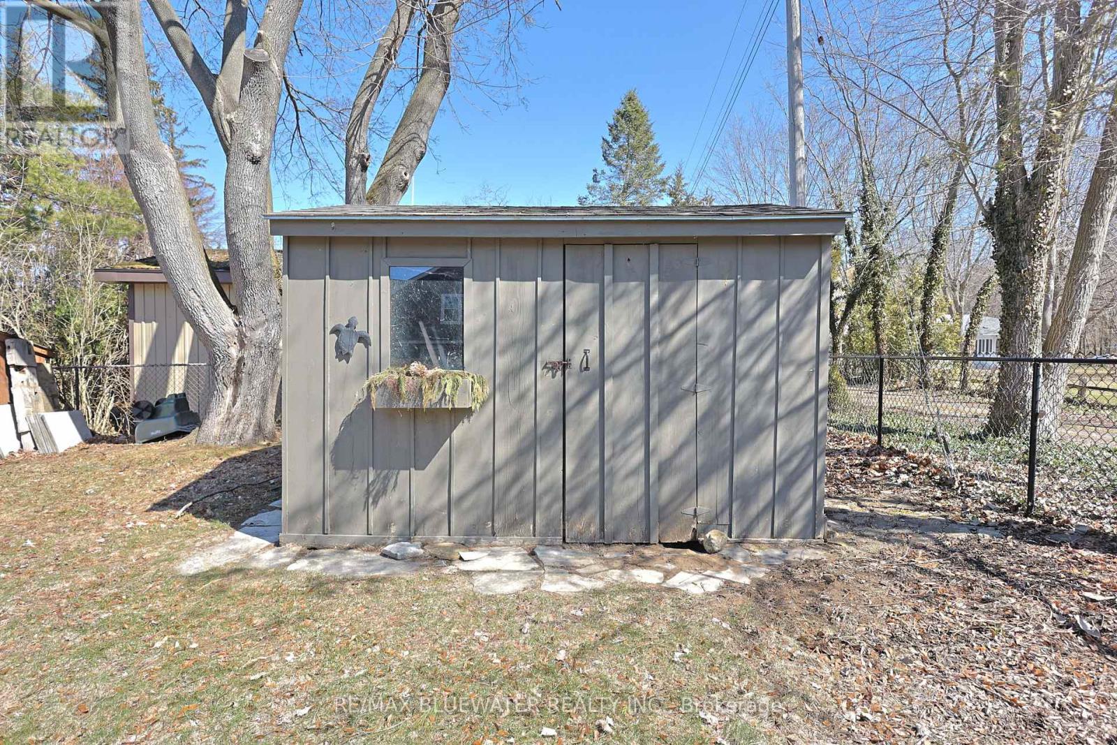 5333 Broadview Avenue, Lambton Shores, Ontario  N0N 1J7 - Photo 43 - X12941568