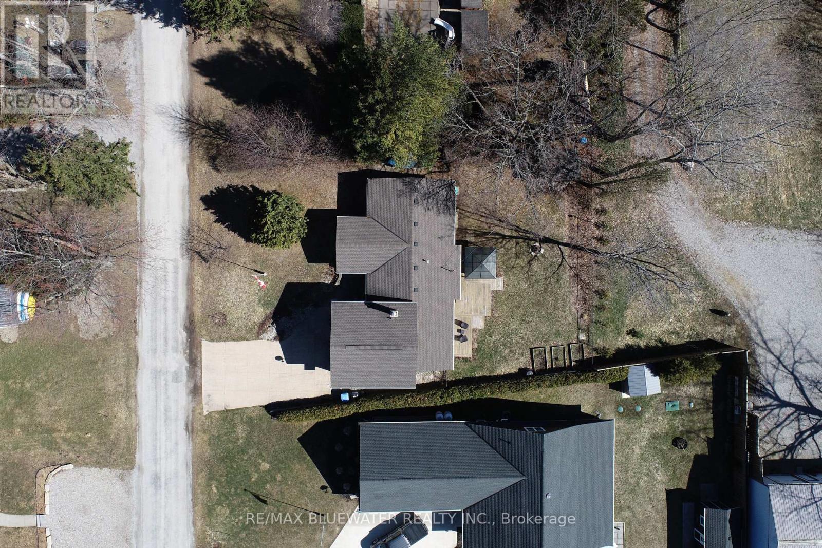 5333 Broadview Avenue, Lambton Shores, Ontario  N0N 1J7 - Photo 45 - X12941568