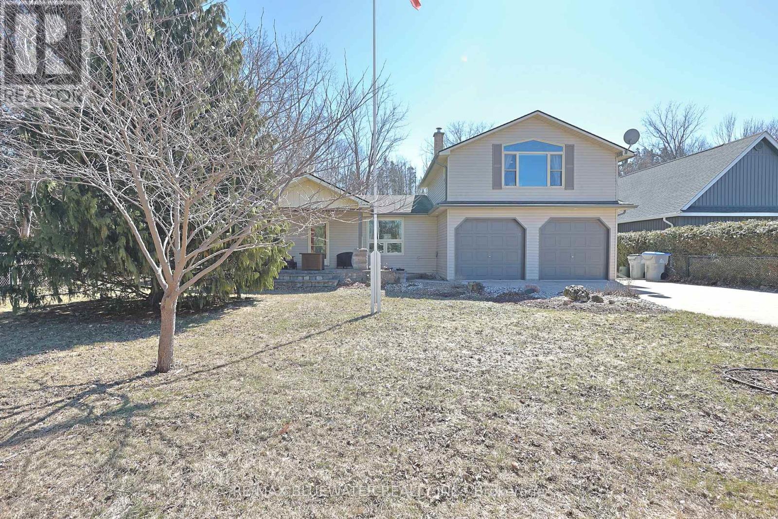 5333 Broadview Avenue, Lambton Shores, Ontario  N0N 1J7 - Photo 6 - X12941568