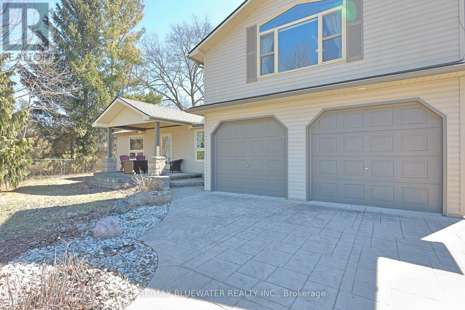 5333 Broadview Avenue, Lambton Shores, Ontario  N0N 1J7 - Photo 7 - X12941568