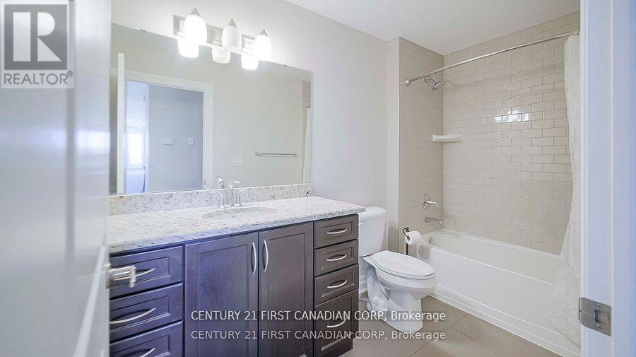 504 - 240 Villagewalk Boulevard, London North, Ontario  N6G 0P6 - Photo 16 - X12941716