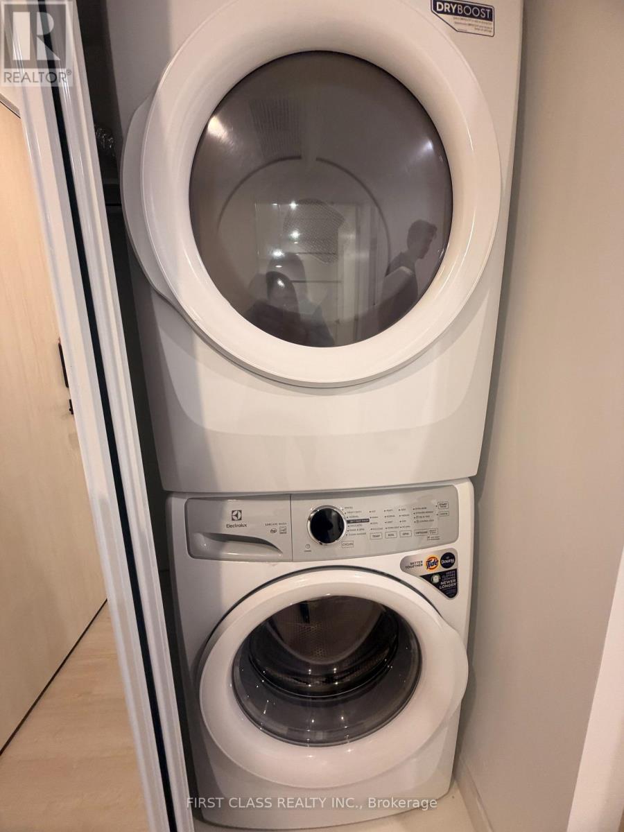 717 - 699 Sheppard Avenue E, Toronto, Ontario  M2K 0J5 - Photo 17 - C12941610