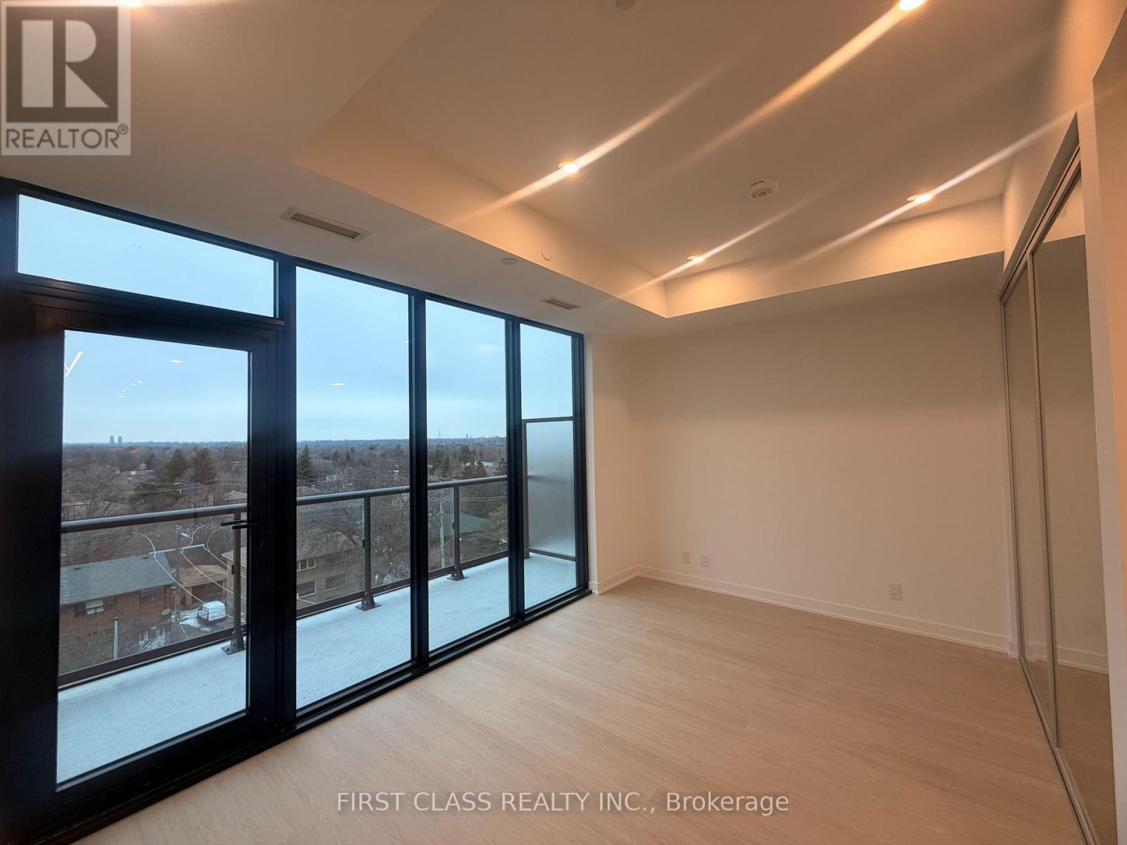 717 - 699 Sheppard Avenue E, Toronto, Ontario  M2K 0J5 - Photo 2 - C12941610