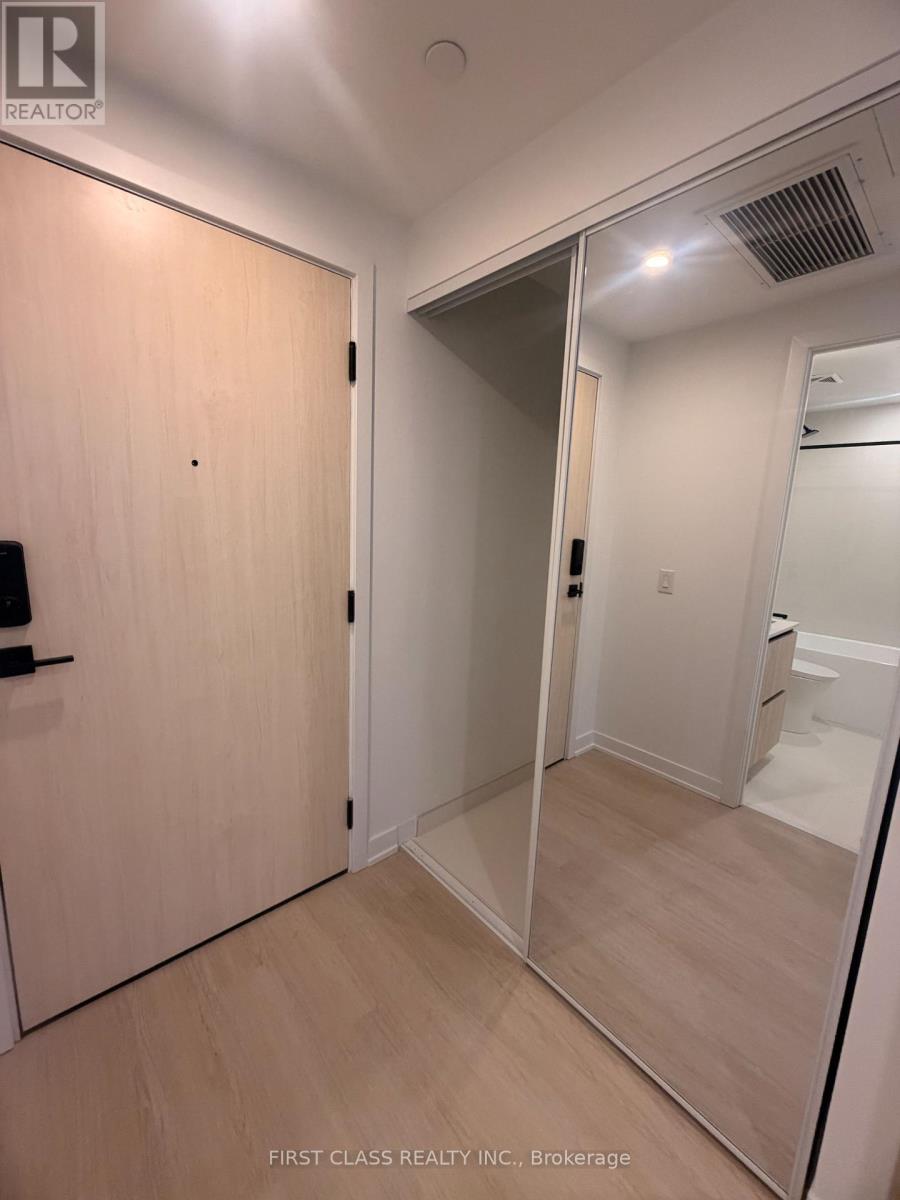 717 - 699 Sheppard Avenue E, Toronto, Ontario  M2K 0J5 - Photo 9 - C12941610