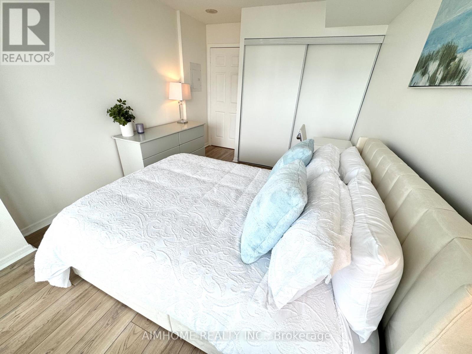 2507 - 5508 Yonge Street, Toronto, Ontario  M2N 7L2 - Photo 22 - C12941636