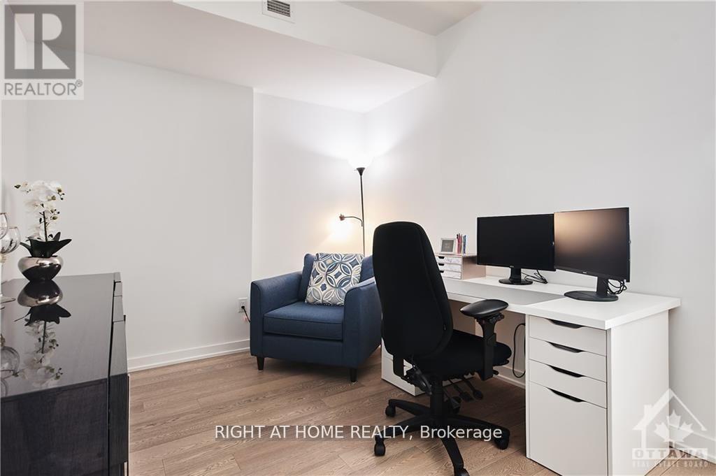 #1601 - 199 Slater Street, Ottawa, Ontario  K1P 0C8 - Photo 9 - X12941566