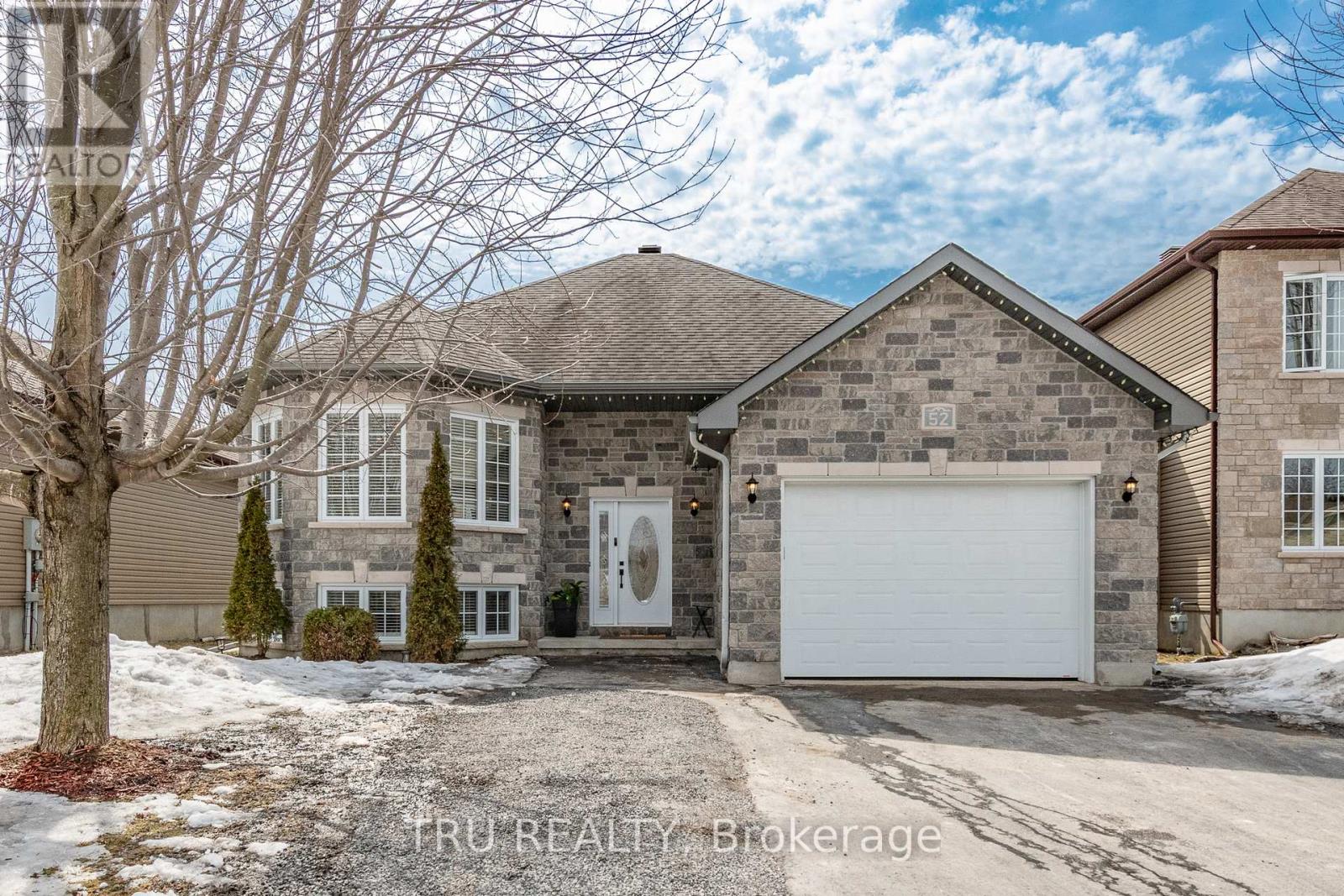 52 SOUTH INDIAN DRIVE, The Nation, Ontario