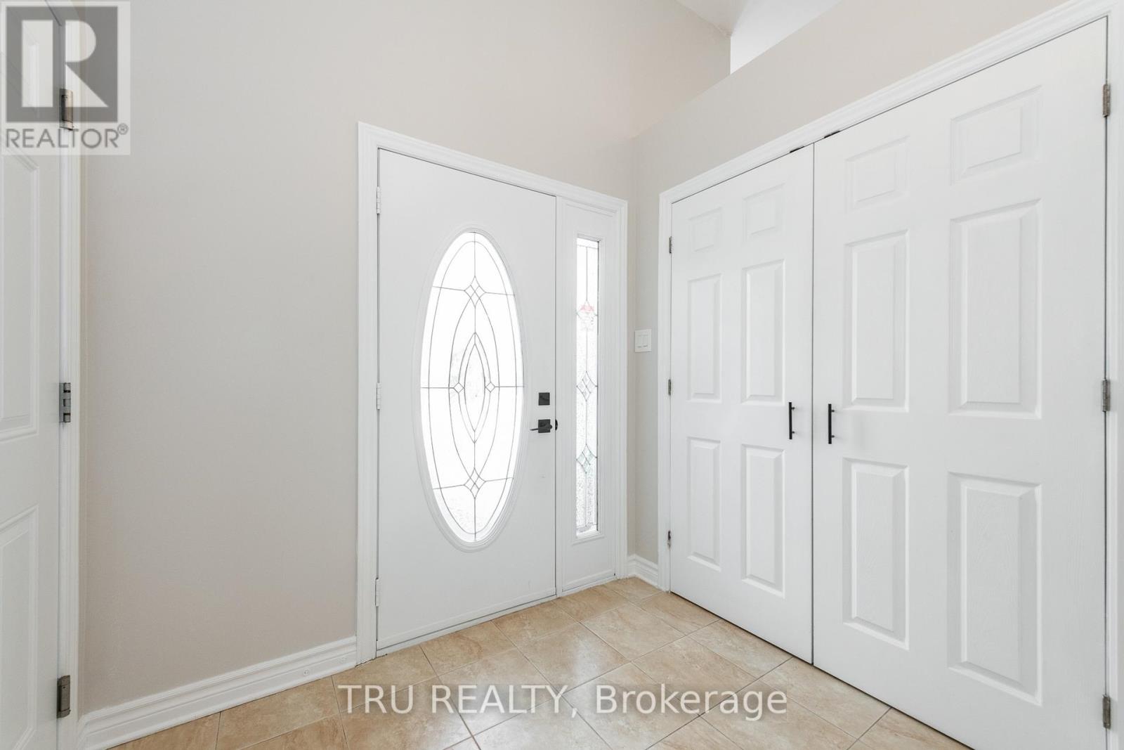 52 South Indian Drive, The Nation, Ontario  K0A 2M0 - Photo 3 - X12941572