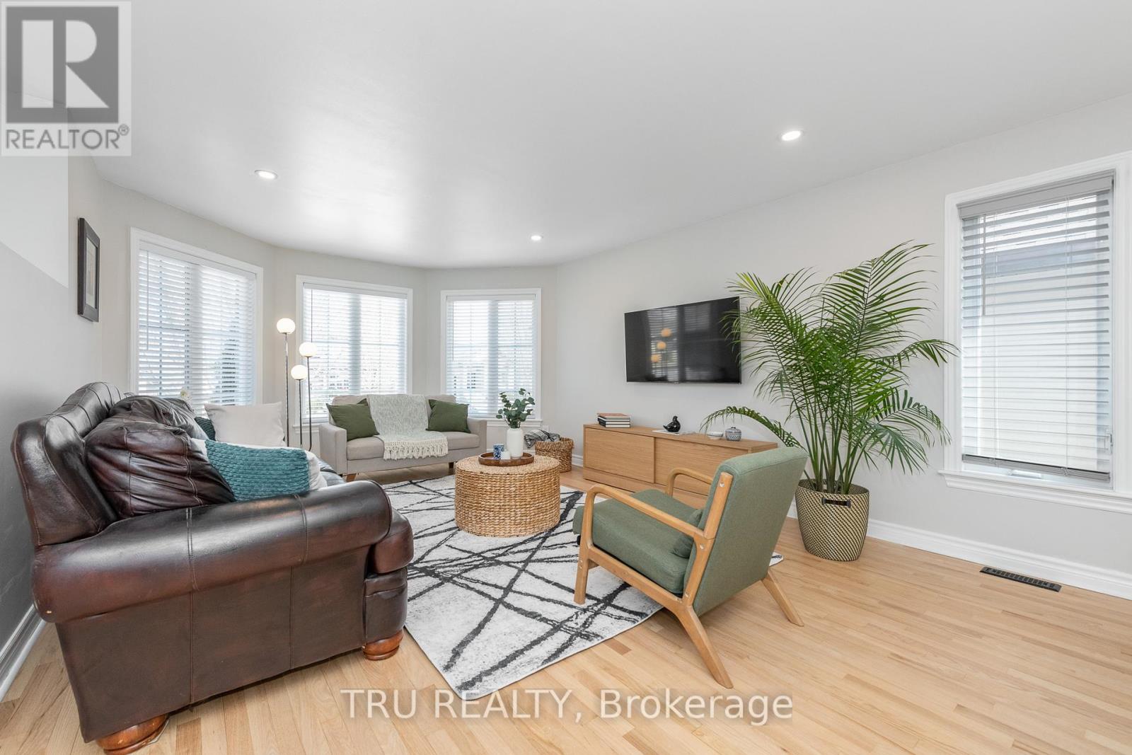 52 South Indian Drive, The Nation, Ontario  K0A 2M0 - Photo 7 - X12941572