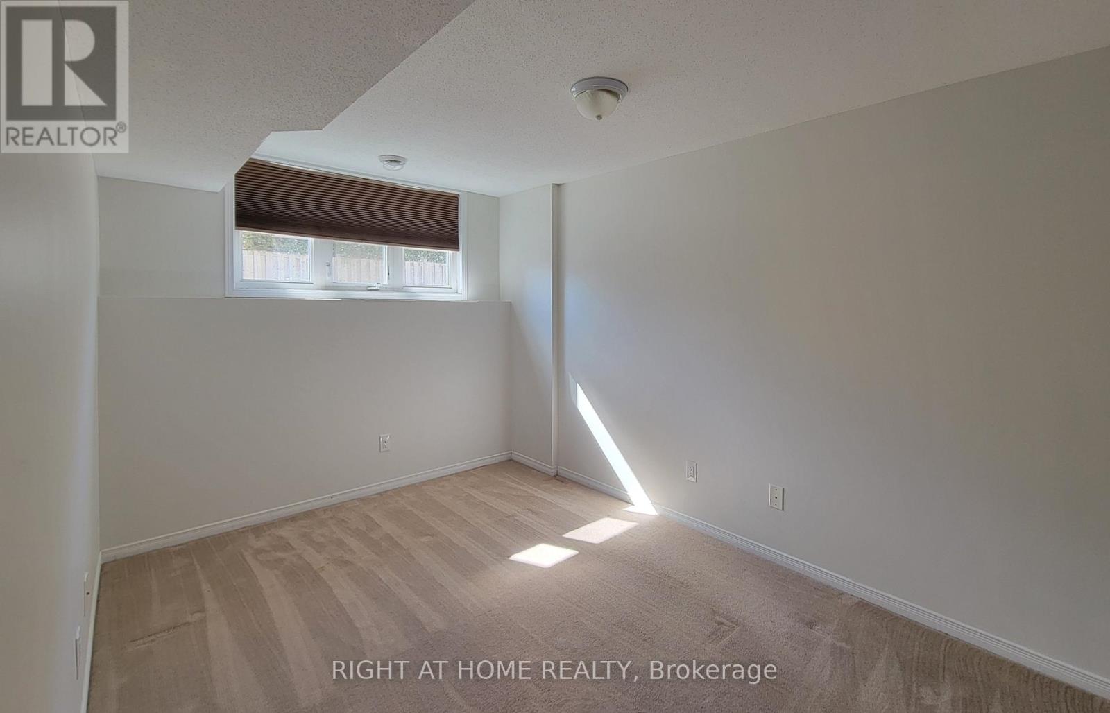 11 - 307 Galston Private, Ottawa, Ontario  K1W 0G3 - Photo 10 - X12941632