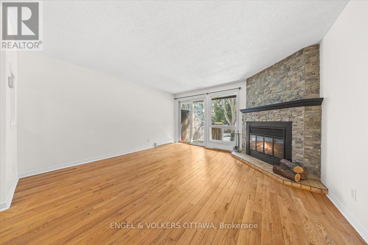 A - 6748 Jeanne D'arc Boulevard N, Ottawa, Ontario  K1C 6E9 - Photo 10 - X12941664