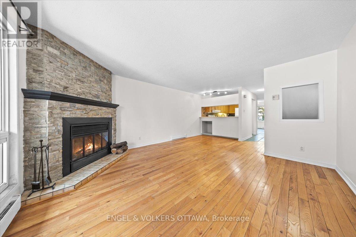 A - 6748 Jeanne D'arc Boulevard N, Ottawa, Ontario  K1C 6E9 - Photo 13 - X12941664