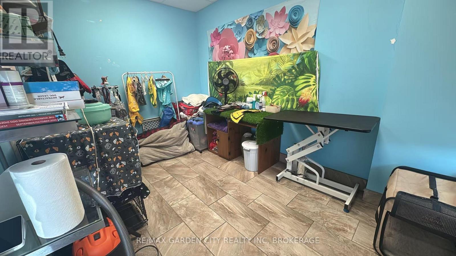 4 - 595 Carlton Street, St. Catharines, Ontario  L2M 4Y2 - Photo 17 - X12941576