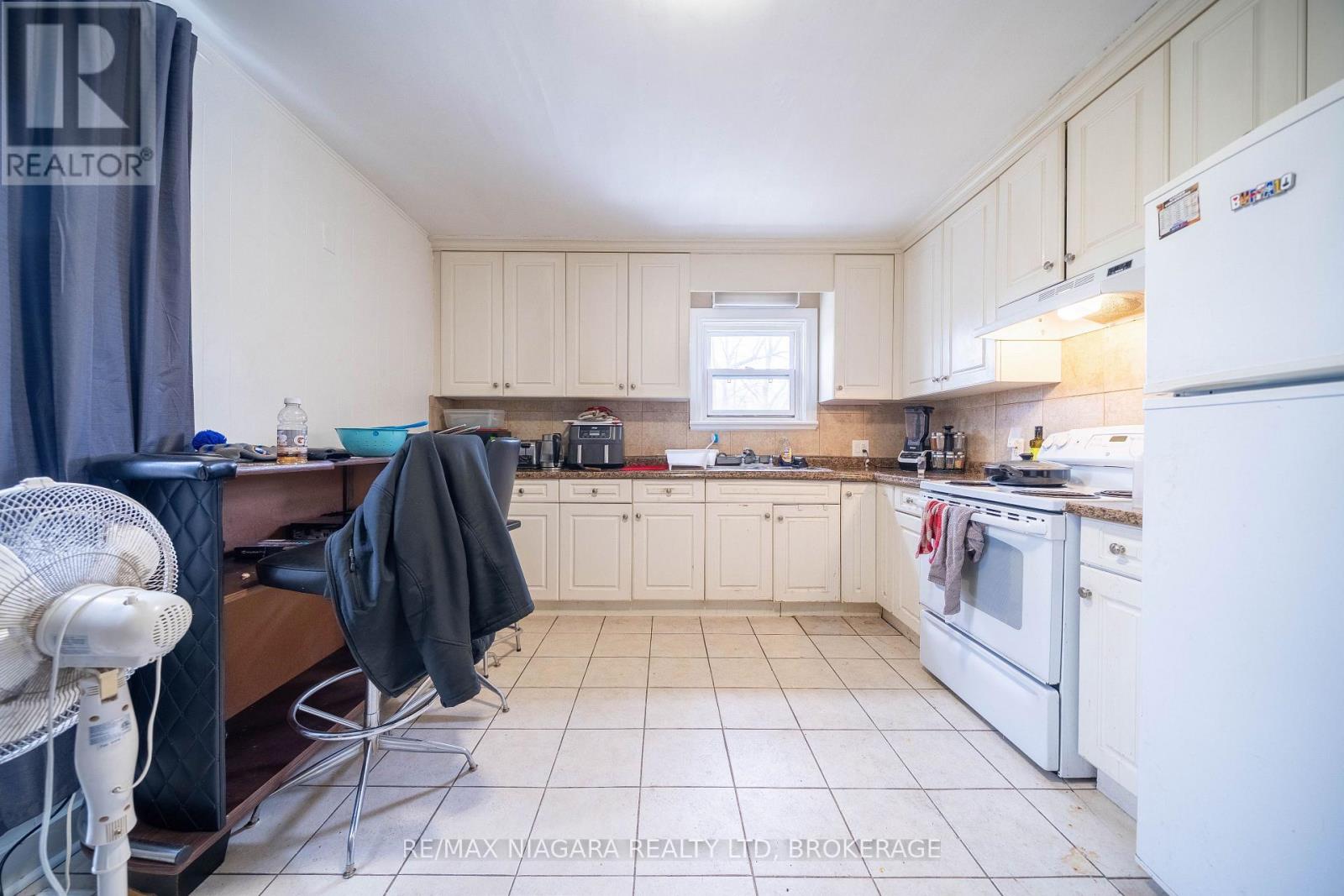 4648/4658 Portage Road W, Niagara Falls, Ontario  L2E 6A8 - Photo 11 - X12941620