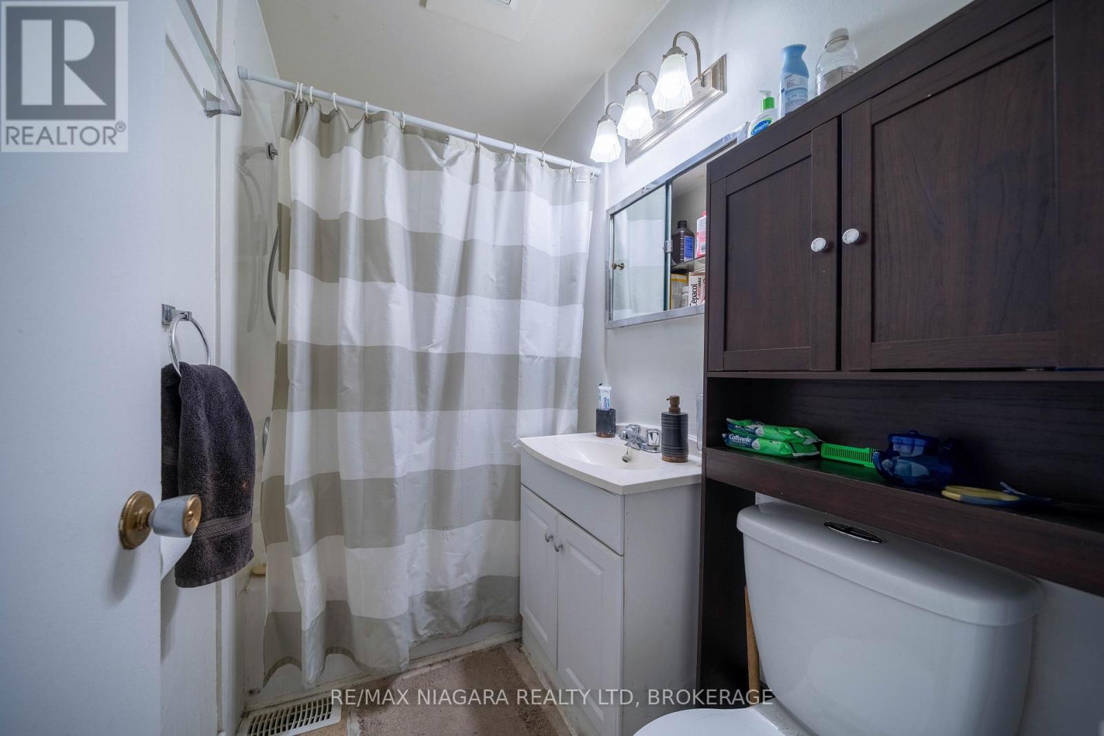 4648/4658 Portage Road W, Niagara Falls, Ontario  L2E 6A8 - Photo 15 - X12941620