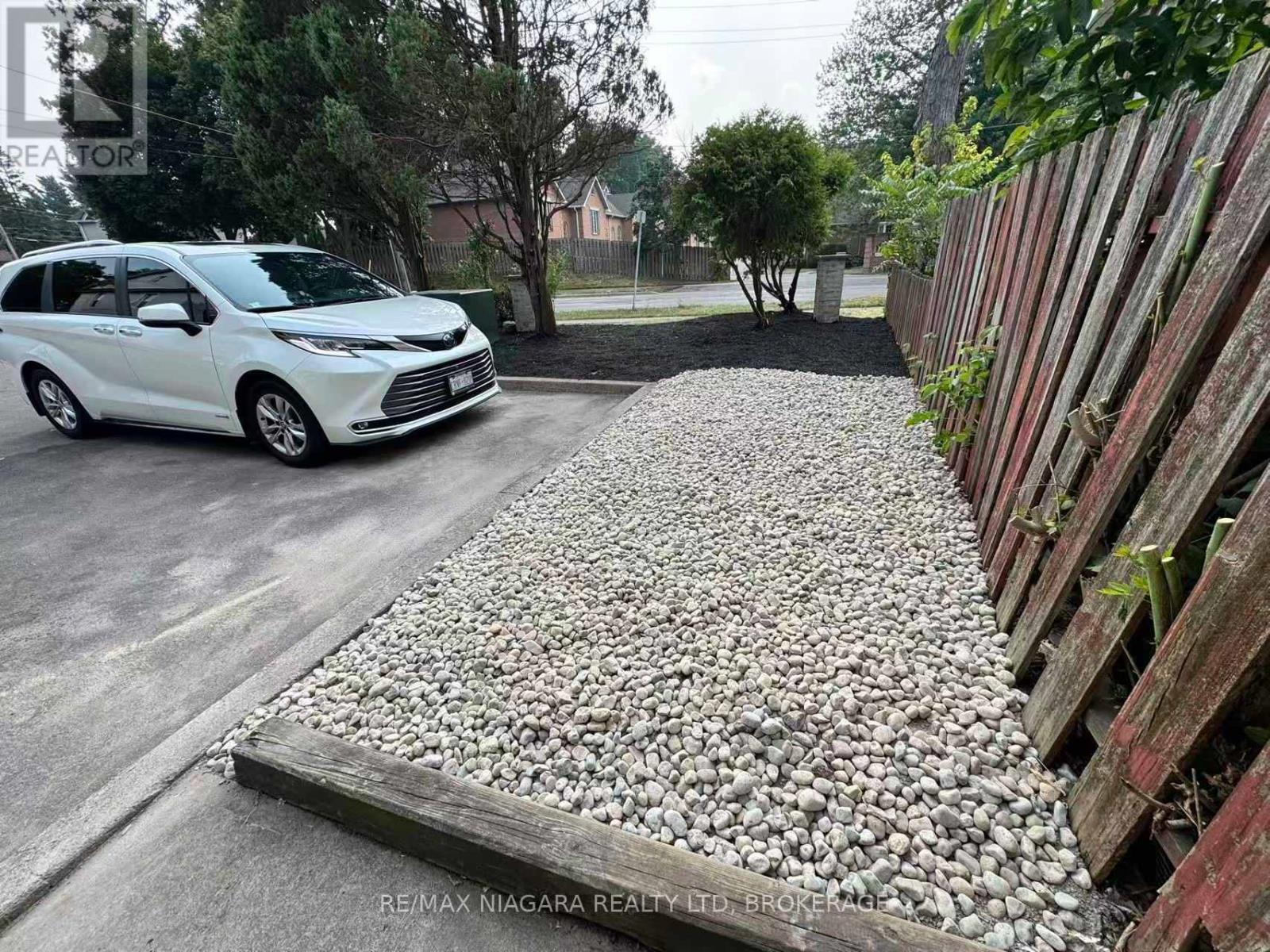 4648/4658 Portage Road W, Niagara Falls, Ontario  L2E 6A8 - Photo 28 - X12941620