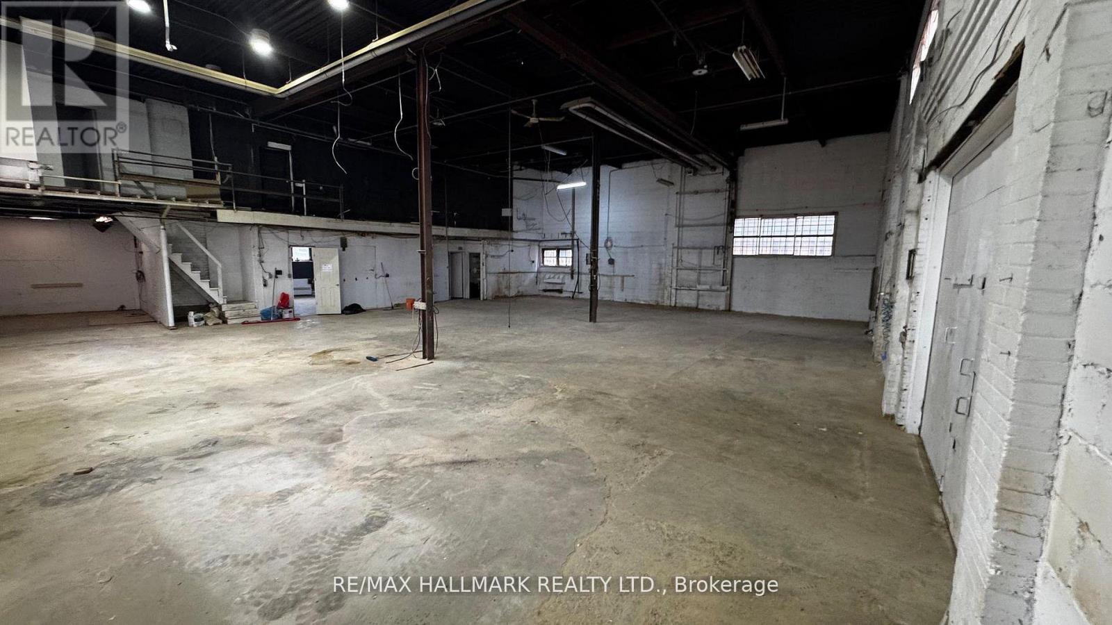 A&b - 48 Prospect Street, Newmarket, Ontario  L3Y 3S9 - Photo 14 - N12941634