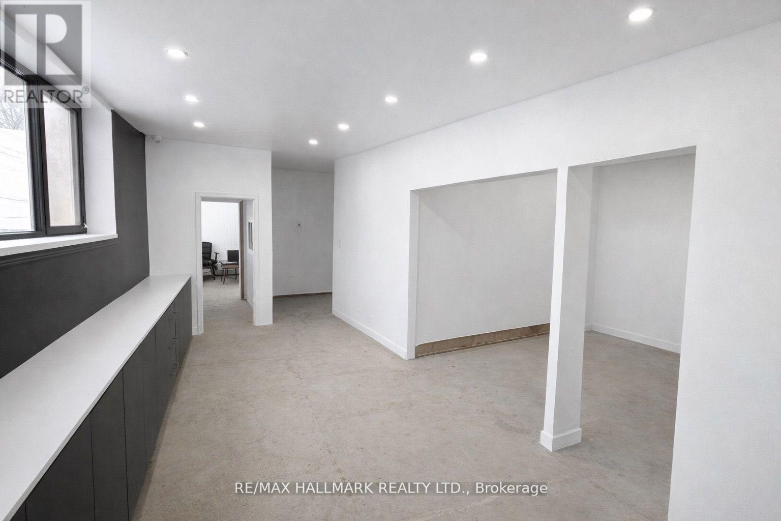 A&b - 48 Prospect Street, Newmarket, Ontario  L3Y 3S9 - Photo 17 - N12941634