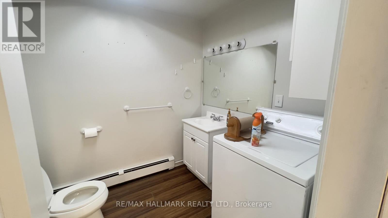 A&b - 48 Prospect Street, Newmarket, Ontario  L3Y 3S9 - Photo 24 - N12941634