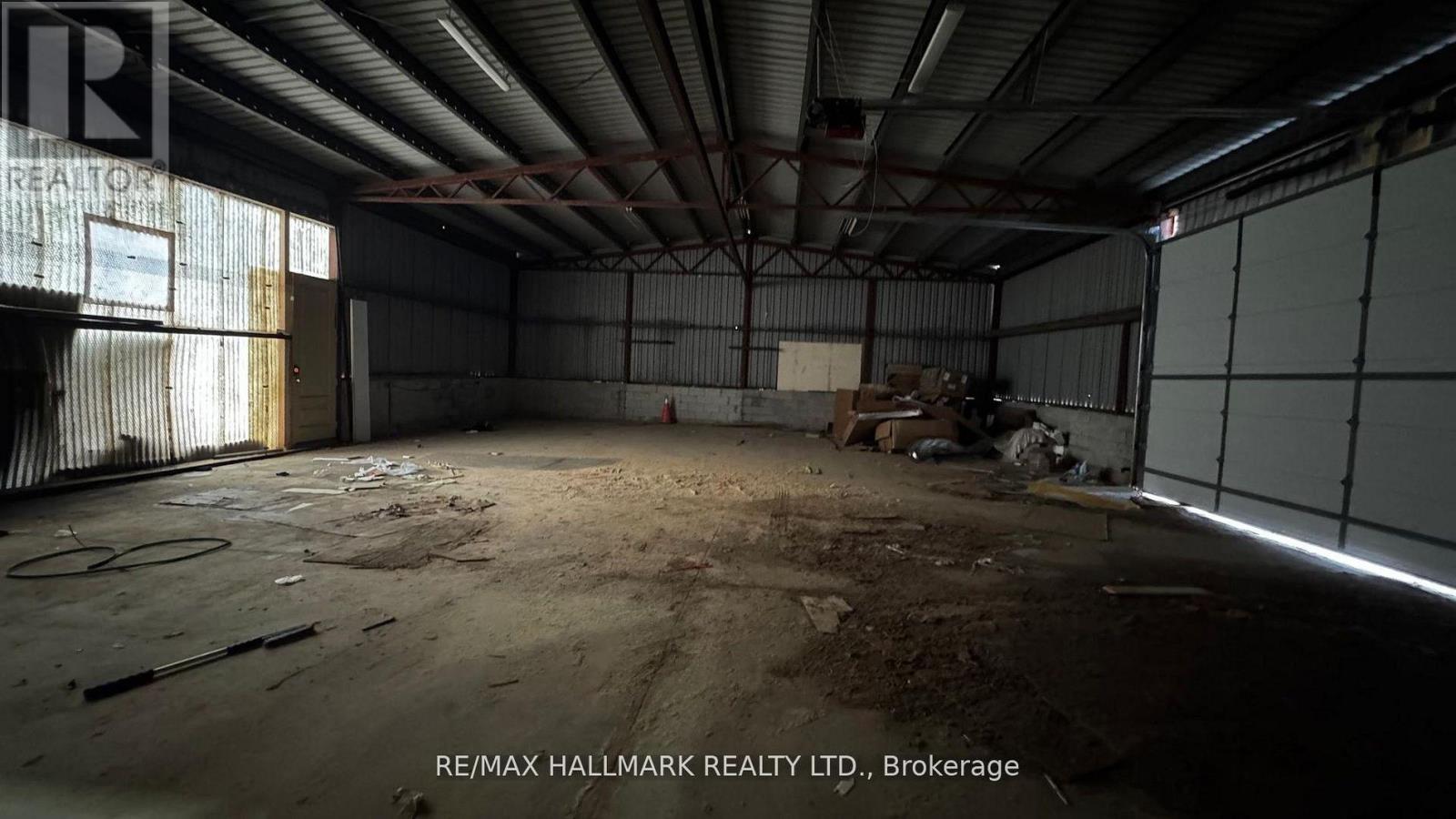 A&b - 48 Prospect Street, Newmarket, Ontario  L3Y 3S9 - Photo 9 - N12941634