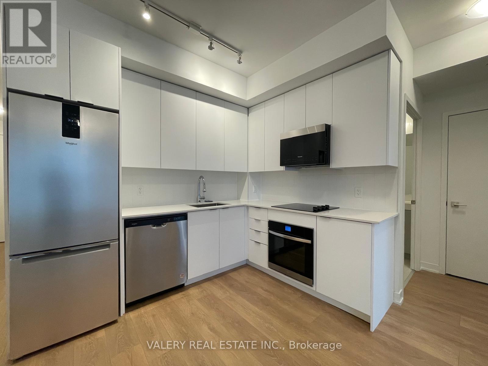 1001 - 474 Caldari Road, Vaughan, Ontario  L4K 0R5 - Photo 3 - N12941640