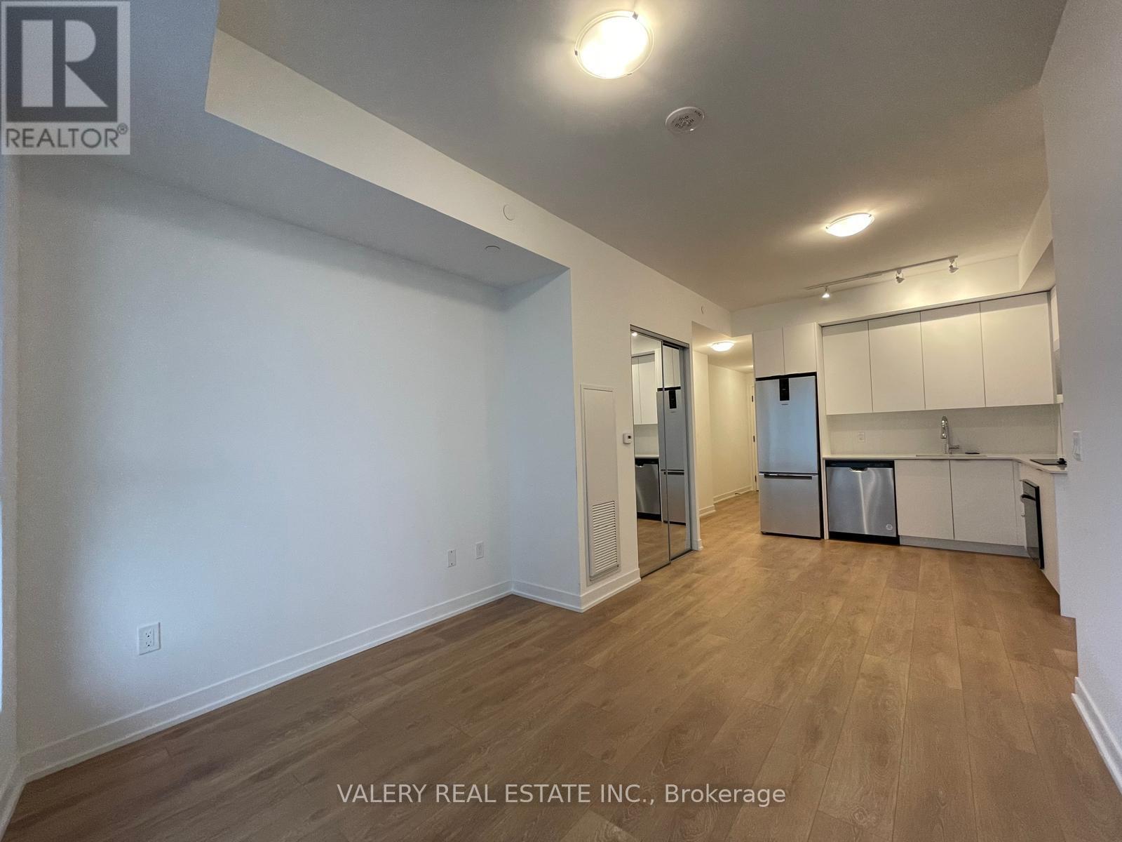 1001 - 474 Caldari Road, Vaughan, Ontario  L4K 0R5 - Photo 7 - N12941640