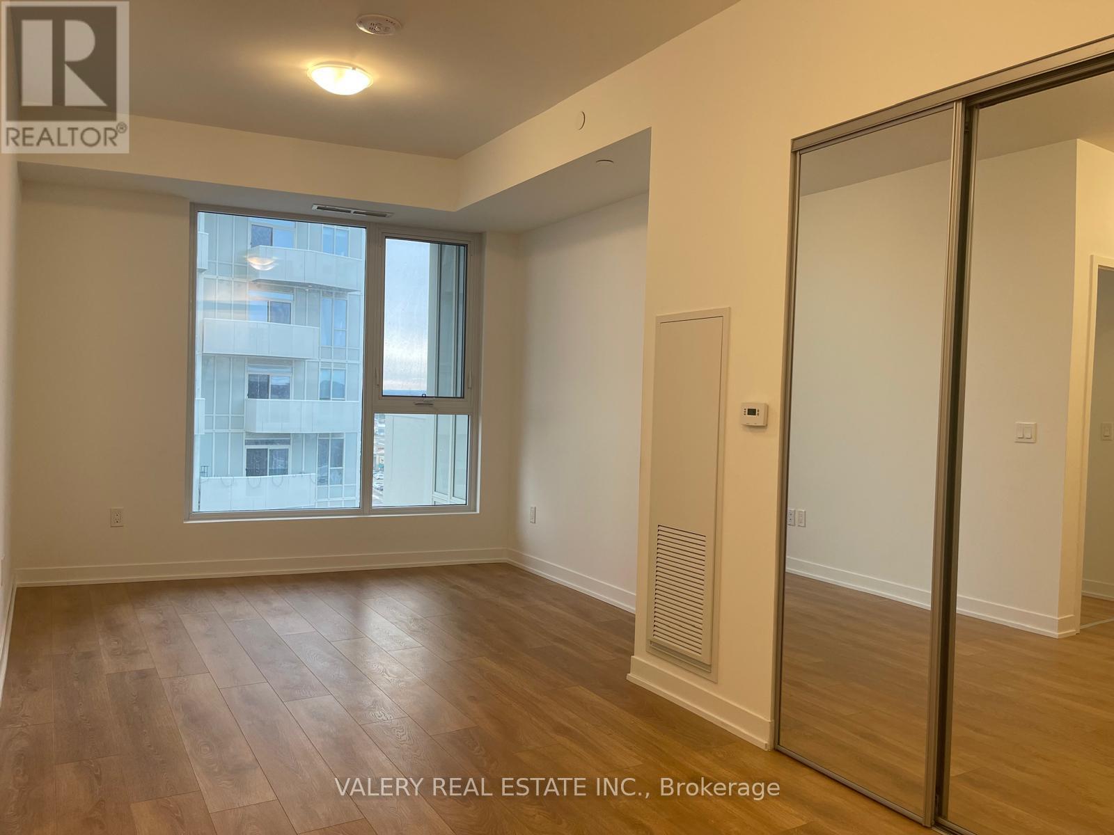 1001 - 474 Caldari Road, Vaughan, Ontario  L4K 0R5 - Photo 9 - N12941640