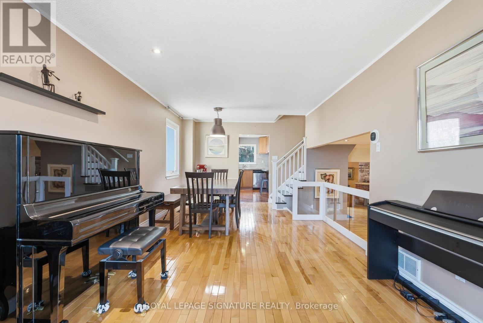 127 Snowshoe Crescent, Markham, Ontario  L3T 4N1 - Photo 8 - N12941642