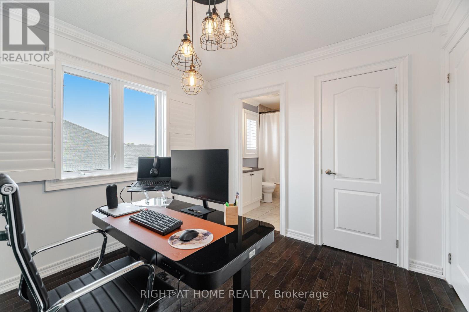 246 Aspenwood Drive, Newmarket, Ontario  L3X 3K7 - Photo 32 - N12941650