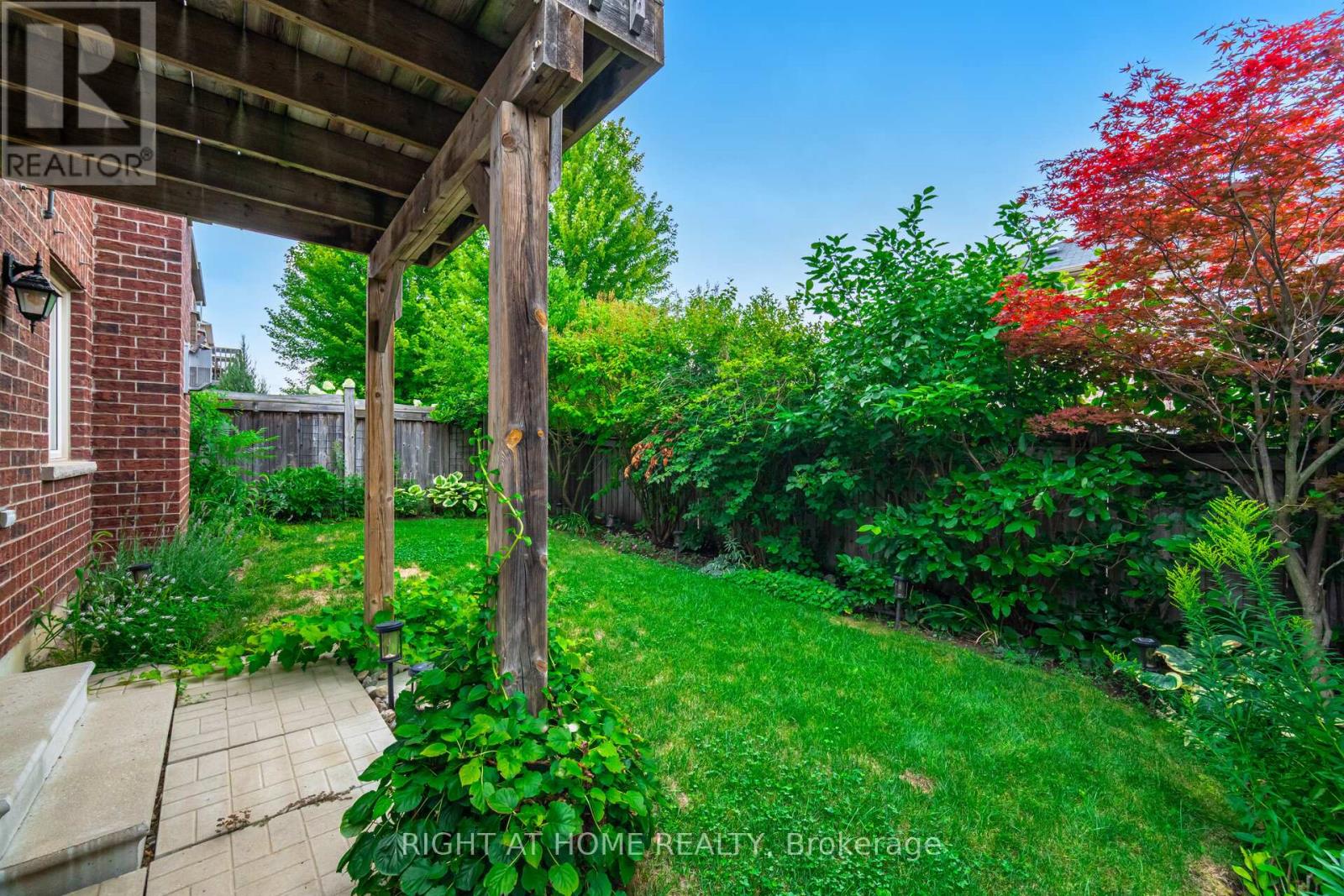 246 Aspenwood Drive, Newmarket, Ontario  L3X 3K7 - Photo 44 - N12941650