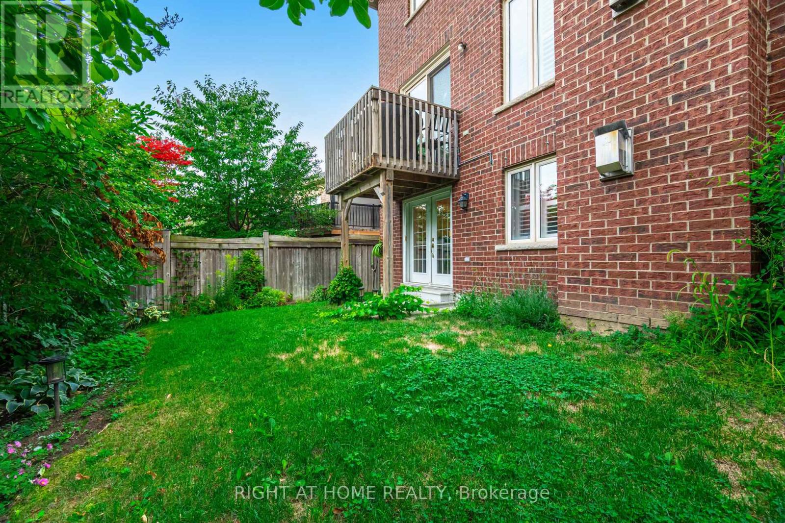 246 Aspenwood Drive, Newmarket, Ontario  L3X 3K7 - Photo 46 - N12941650