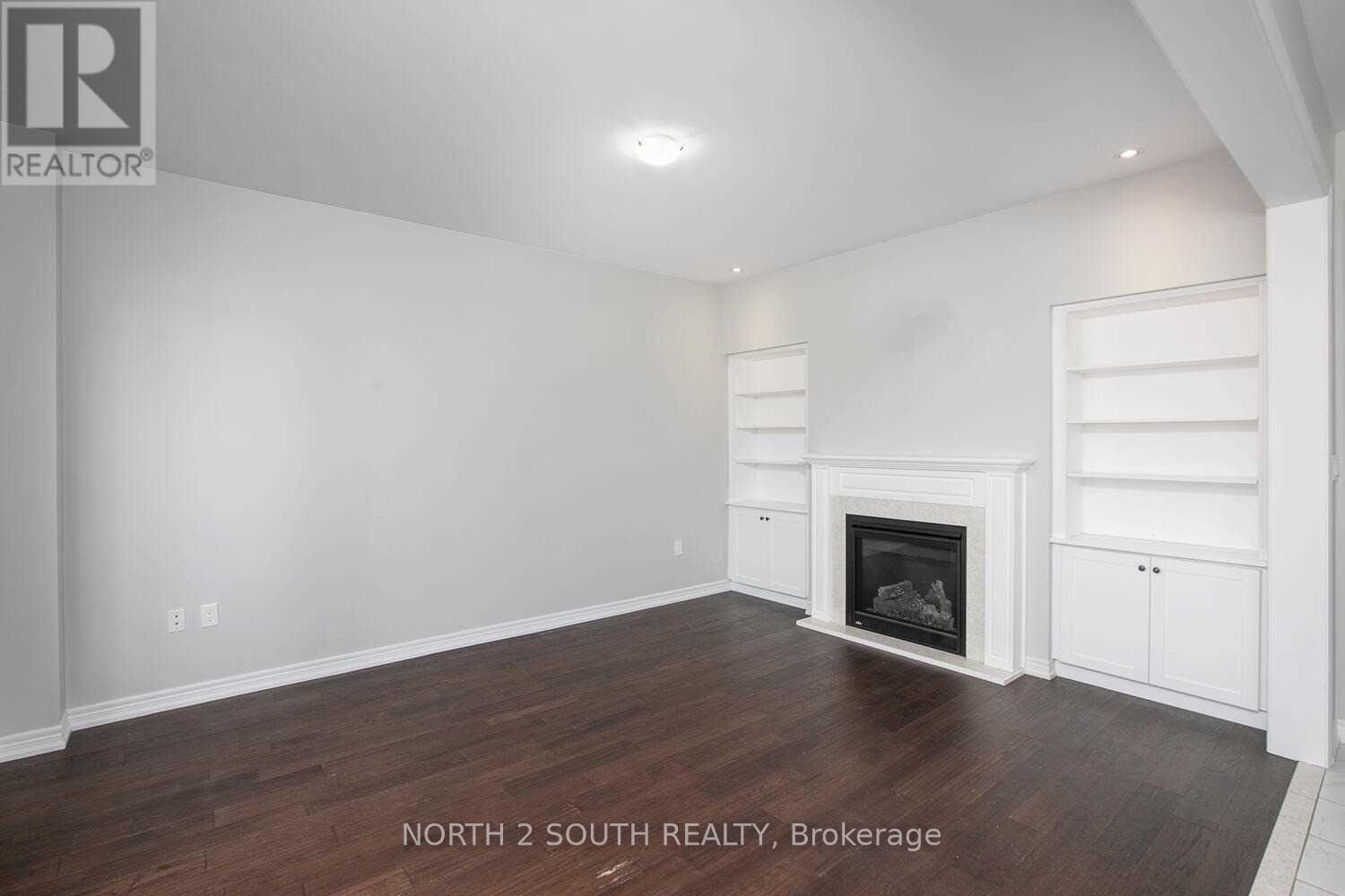 80 Robb Thompson Road, East Gwillimbury (Mt Albert), Ontario  L0G 1M0 - Photo 12 - N12941662