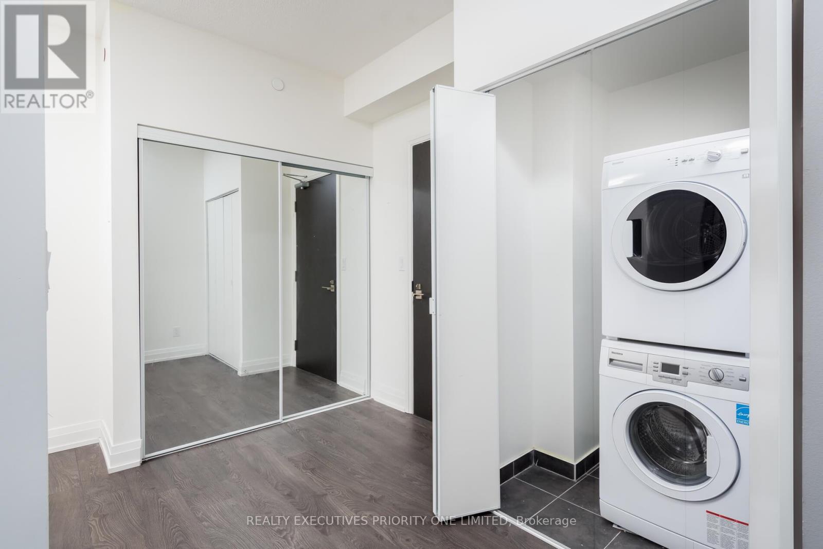 2512 - 3700 Highway 7 Road, Vaughan, Ontario  L4L 0G8 - Photo 10 - N12941704