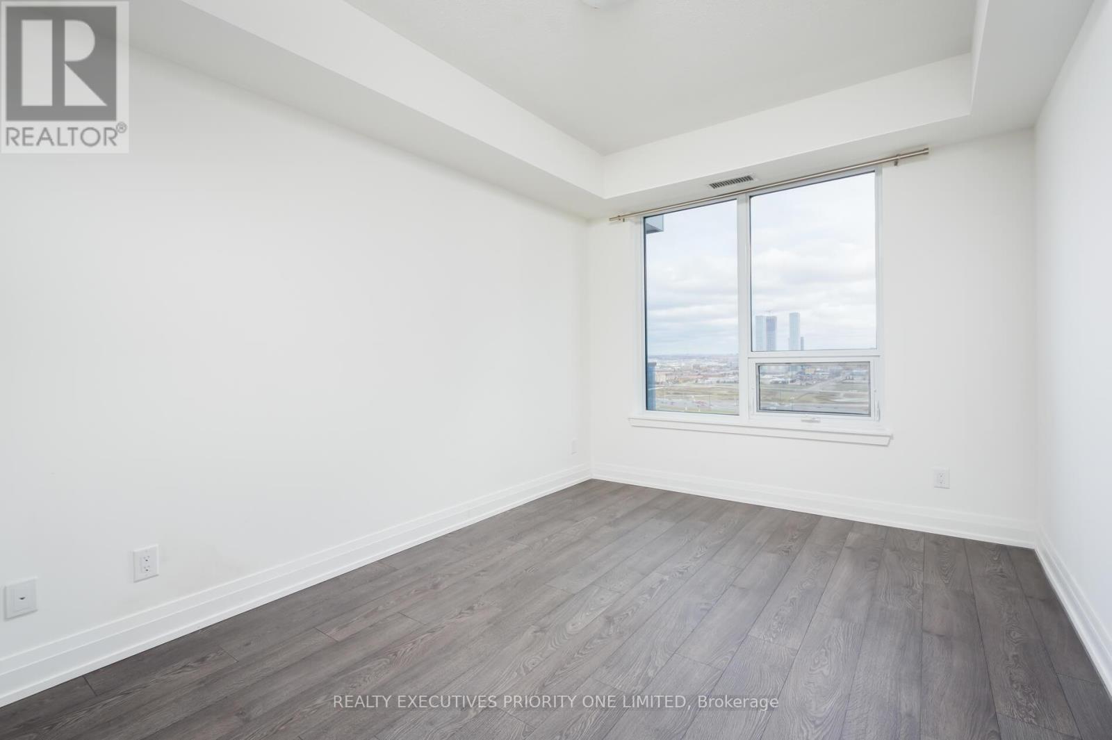 2512 - 3700 Highway 7 Road, Vaughan, Ontario  L4L 0G8 - Photo 12 - N12941704