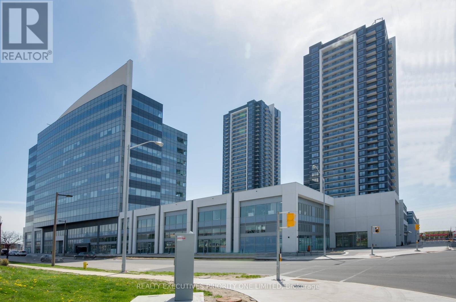 2512 - 3700 Highway 7 Road, Vaughan, Ontario  L4L 0G8 - Photo 2 - N12941704