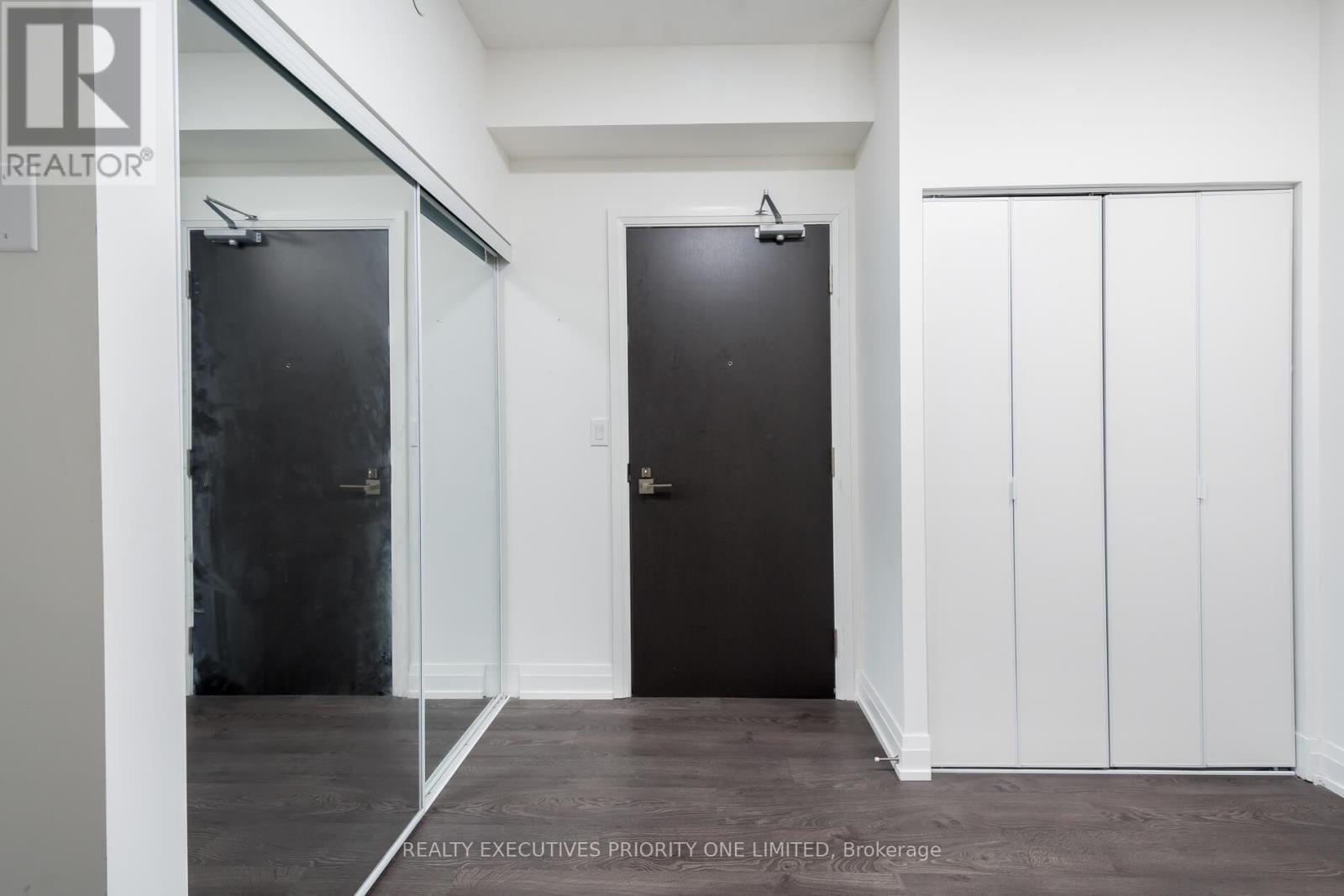 2512 - 3700 Highway 7 Road, Vaughan, Ontario  L4L 0G8 - Photo 4 - N12941704