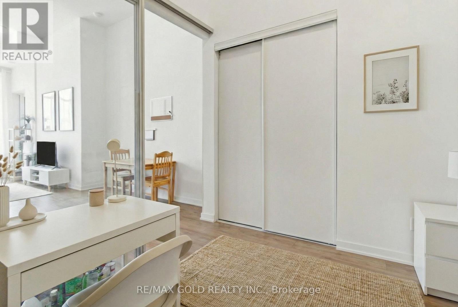 117 - 395 Dundas Street W, Oakville, Ontario  L6M 5R8 - Photo 8 - W12940232