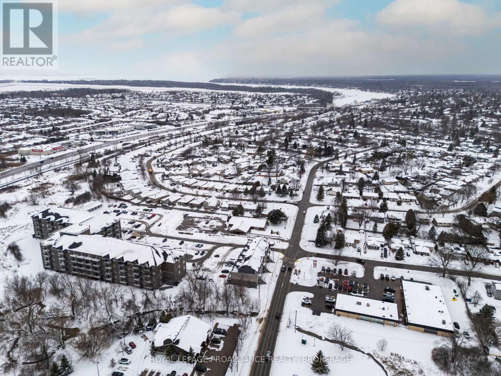 105 - 809 Development Drive, Kingston, Ontario K7M 0J4 - Photo 26 - X12940496