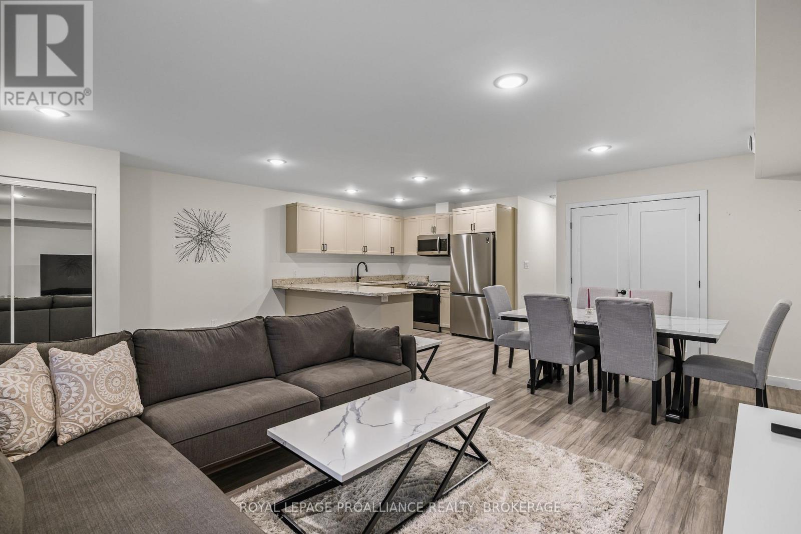 105 - 809 Development Drive, Kingston, Ontario K7M 0J4 - Photo 6 - X12940496