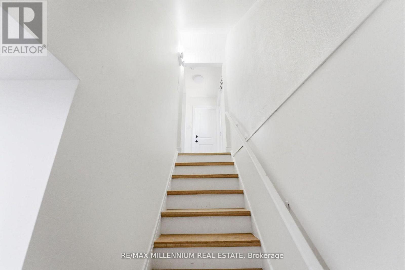 30 Allendale Road, Brampton, Ontario  L6W 2Y8 - Photo 34 - W12941554