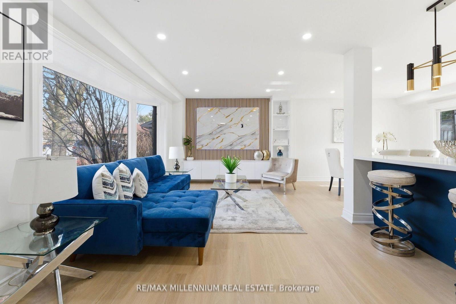 30 Allendale Road, Brampton, Ontario  L6W 2Y8 - Photo 4 - W12941554