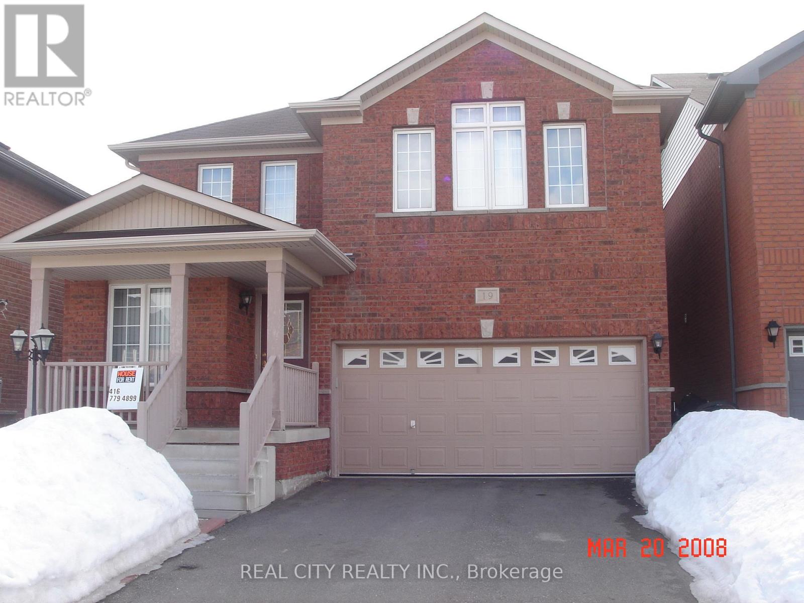 19 Fairhill Avenue, Brampton, Ontario  L7A 2A9 - Photo 7 - W12941604