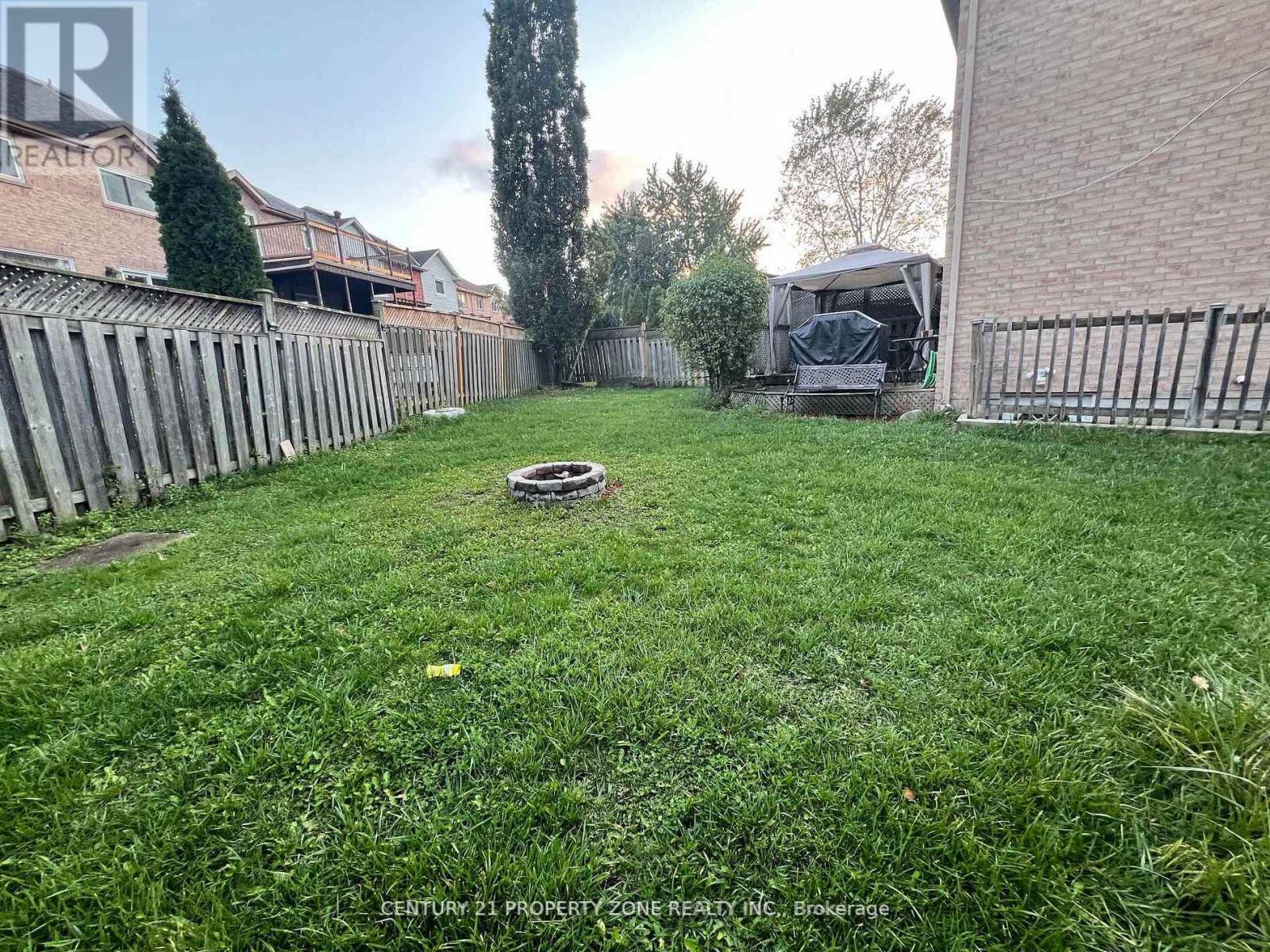 3242 Tortola Court, Mississauga, Ontario  L5N 7C4 - Photo 17 - W12941648