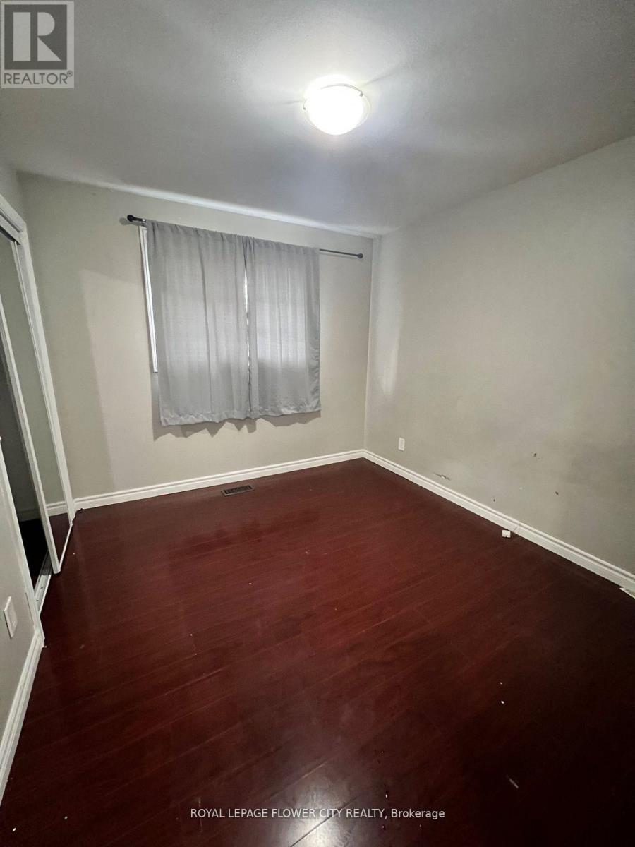 (Main Floor) - 157 Elliott Street, Brampton, Ontario  L6Y 1W7 - Photo 5 - W12941688