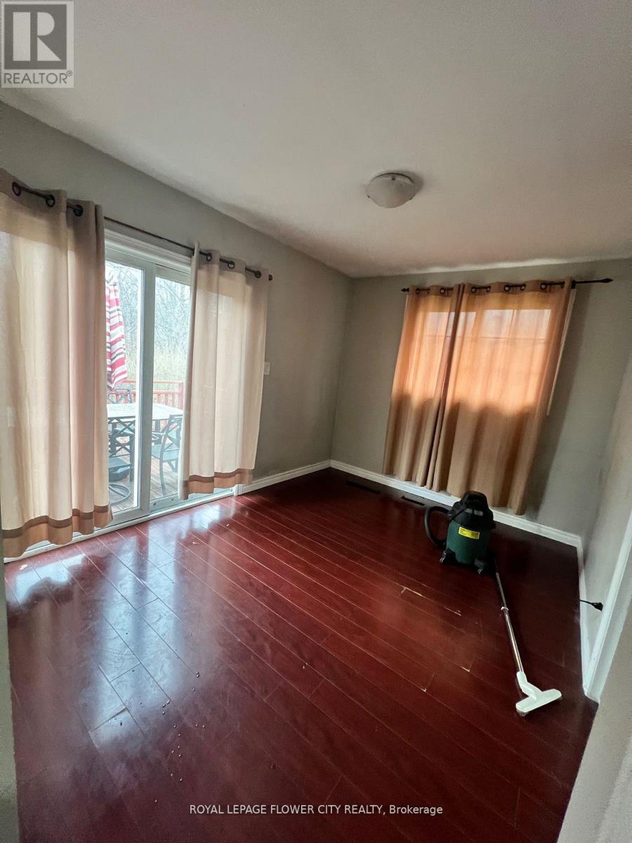 (Main Floor) - 157 Elliott Street, Brampton, Ontario  L6Y 1W7 - Photo 7 - W12941688