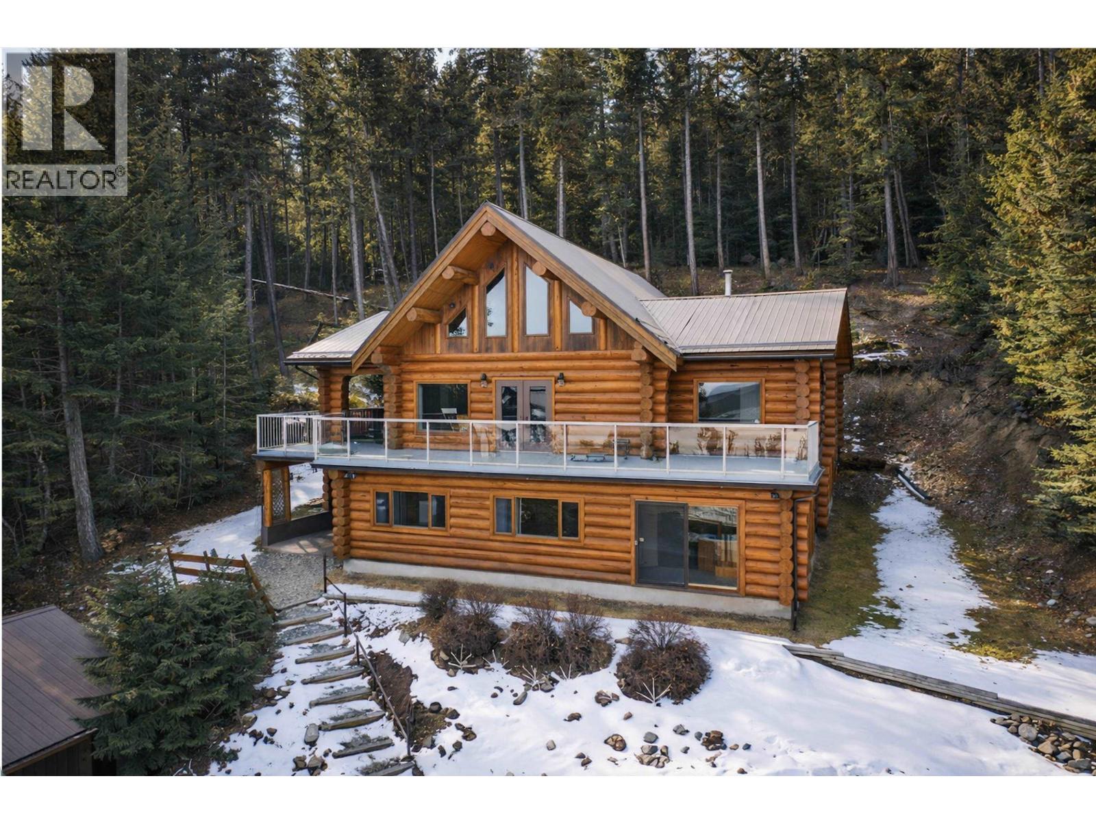 5278 KALLUM DRIVE, 108 Mile Ranch, British Columbia