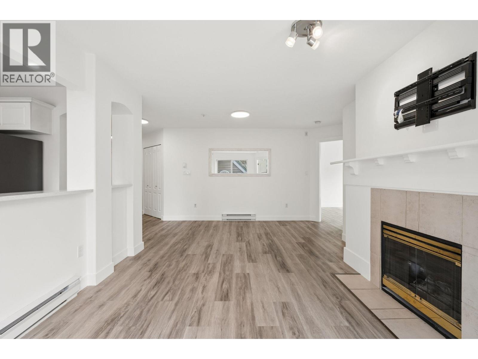 306 5500 Lynas Lane, Richmond, British Columbia  V7C 5R5 - Photo 8 - R3105349