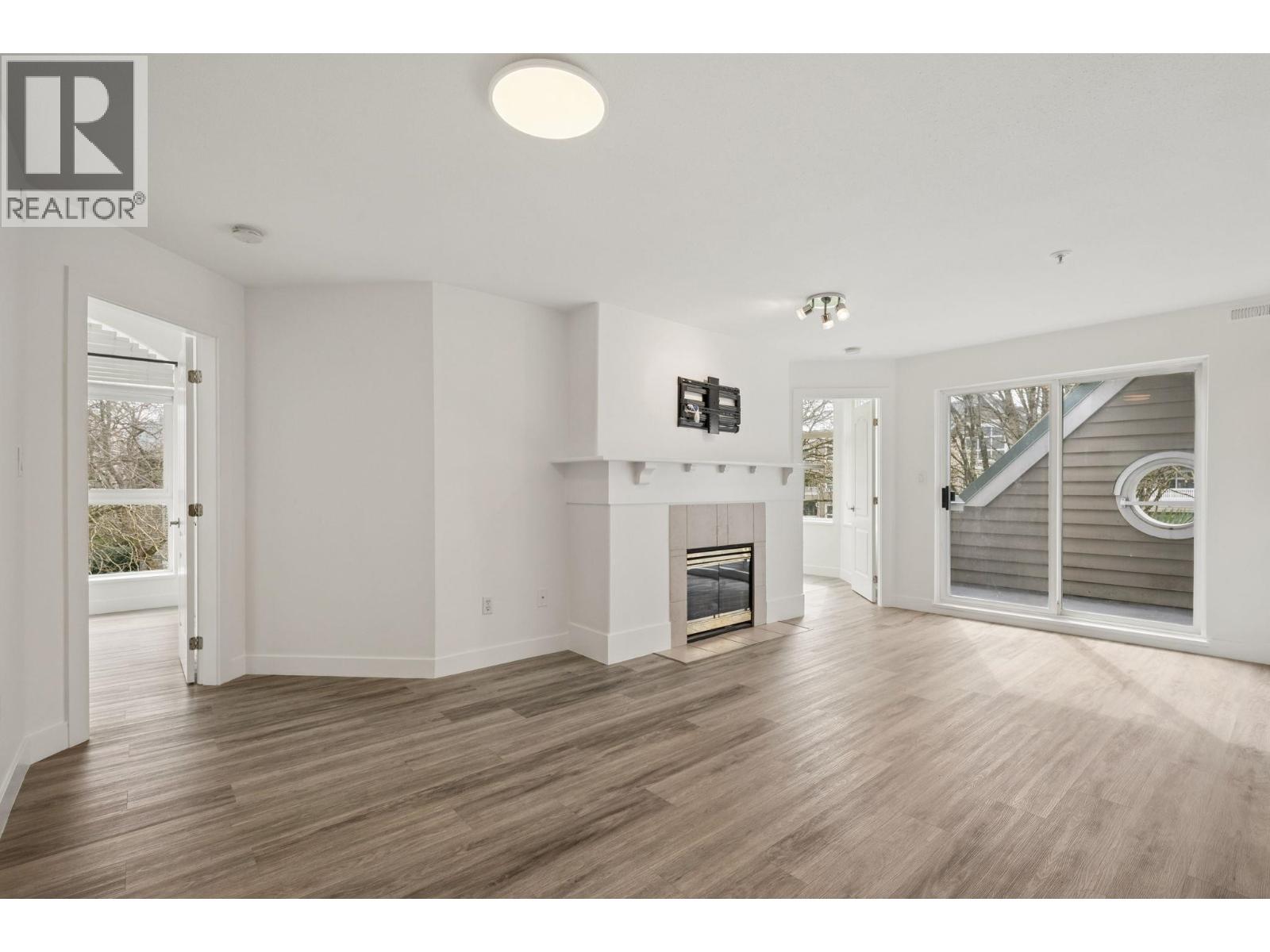 306 5500 Lynas Lane, Richmond, British Columbia  V7C 5R5 - Photo 4 - R3105349