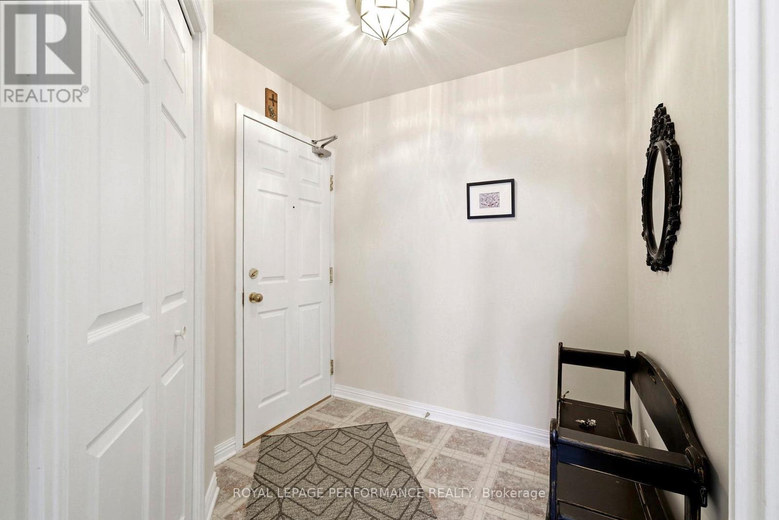 104 - 301 Water Street W, Cornwall, Ontario  K6J 1A5 - Photo 5 - X12940256