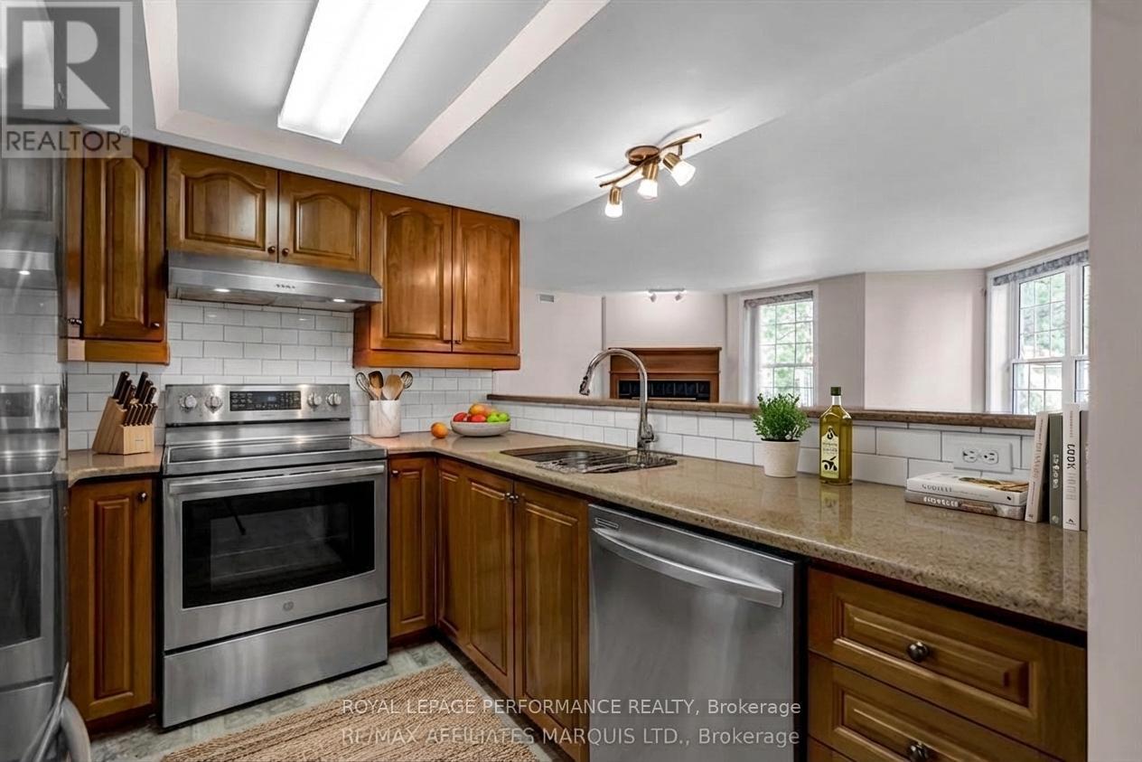 104 - 301 Water Street W, Cornwall, Ontario  K6J 1A5 - Photo 6 - X12940256